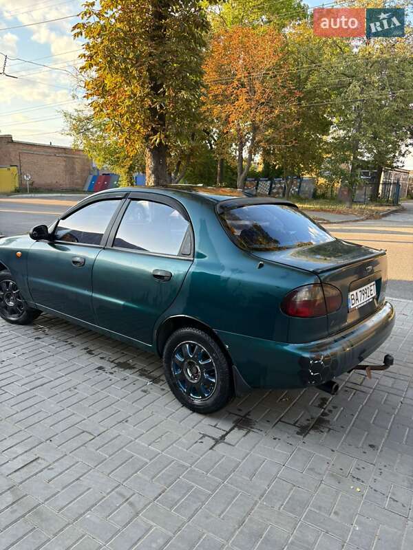 Седан Daewoo Lanos 1998 в 
