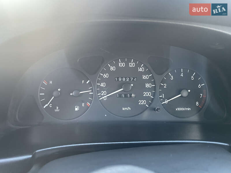 Седан Daewoo Lanos 2003 в Кривом Роге
