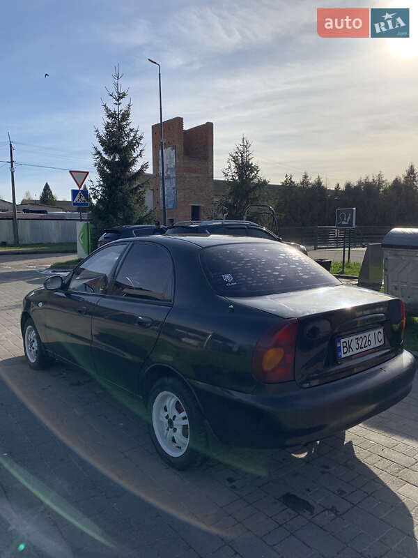 Седан Daewoo Lanos 2007 в Дубно