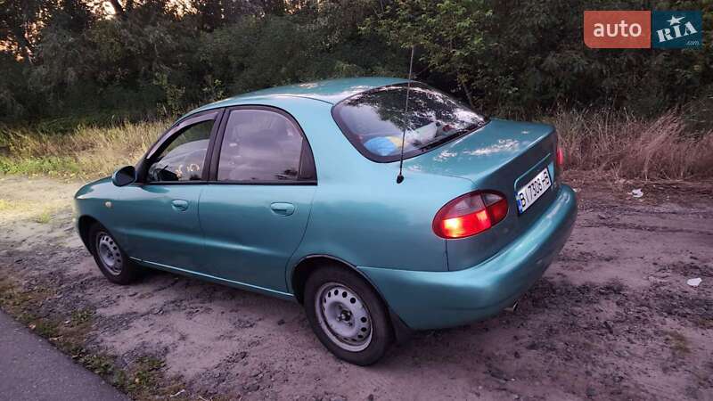 Седан Daewoo Lanos 1998 в Горишних Плавнях