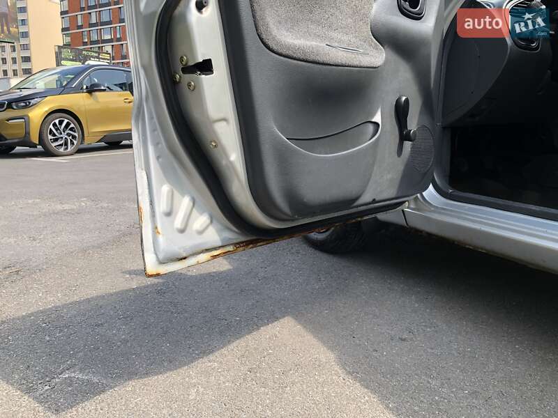 Седан Daewoo Lanos 2005 в Вишневом