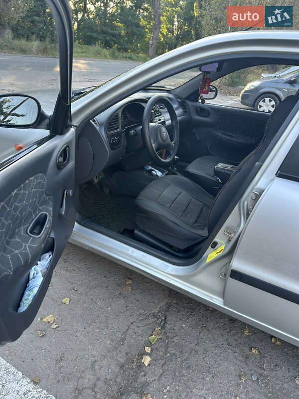 Седан Daewoo Lanos 2003 в Чернигове