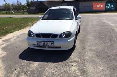 Седан Daewoo Lanos 2003 в Сарнах