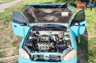 Седан Daewoo Lanos 1998 в 