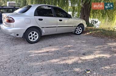 Седан Daewoo Lanos 2001 в 