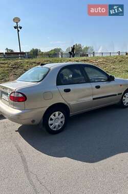Седан Daewoo Lanos 2004 в 