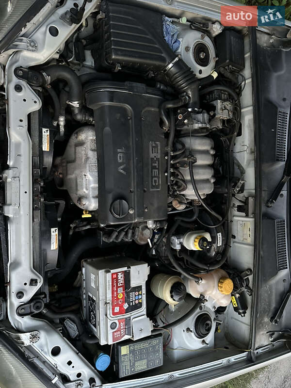 Седан Daewoo Lanos 2003 в Золотоноше