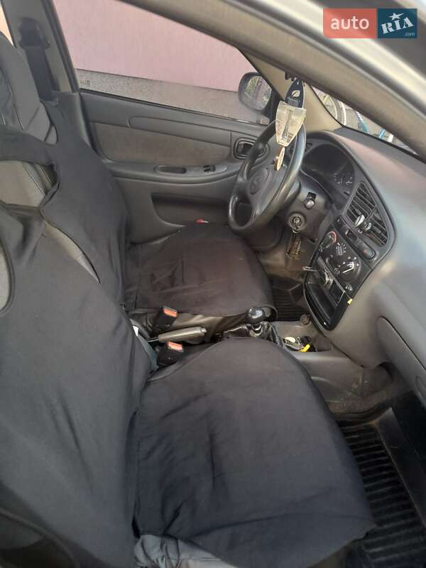 Седан Daewoo Lanos 2010 в Чопе