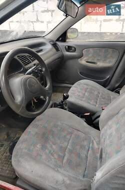 Седан Daewoo Lanos 2002 в 