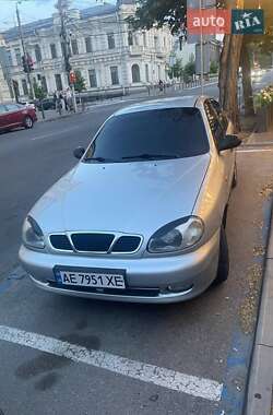 Седан Daewoo Lanos 1998 в Днепре
