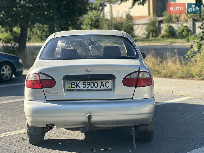 Седан Daewoo Lanos 2006 в Ровно