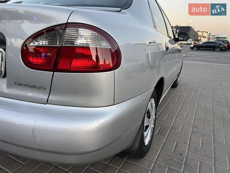 Седан Daewoo Lanos 2003 в Києві