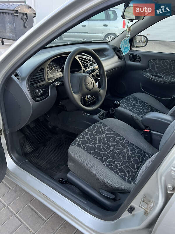 Седан Daewoo Lanos 2003 в Києві