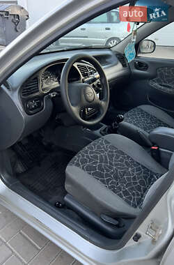 Седан Daewoo Lanos 2003 в 