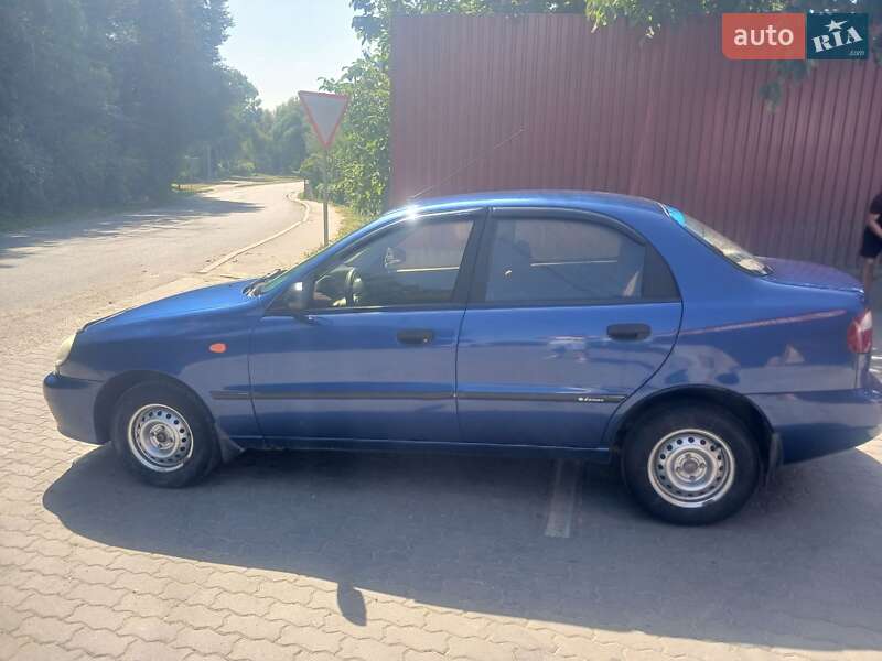 Седан Daewoo Lanos 2008 в Ободовке