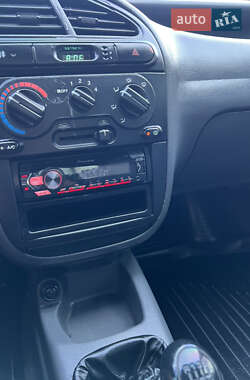 Седан Daewoo Lanos 2003 в 
