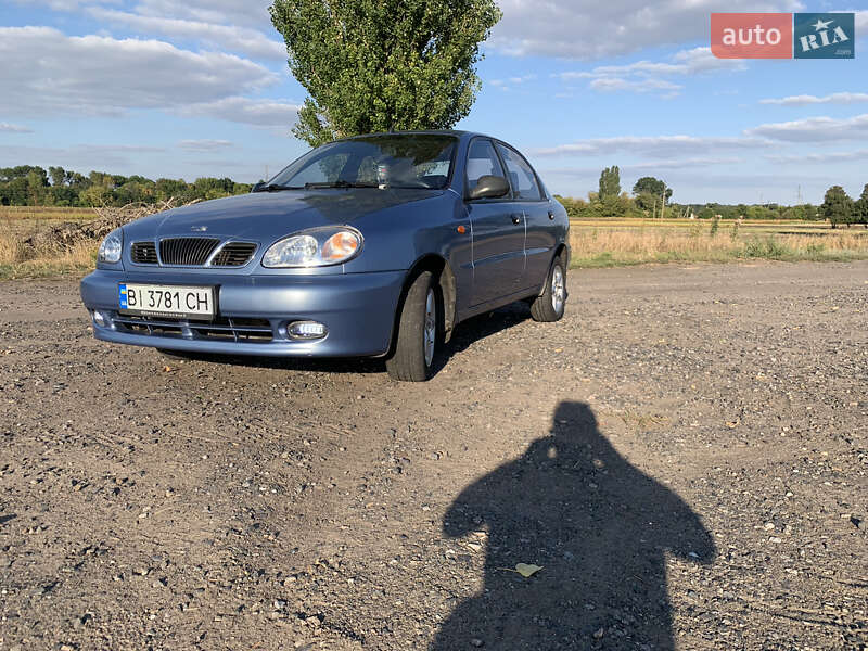 Седан Daewoo Lanos 2008 в Миргороді