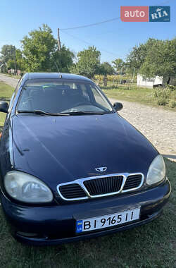 Седан Daewoo Lanos 2004 в Семеновке