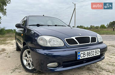 Седан Daewoo Lanos 2004 в Мене