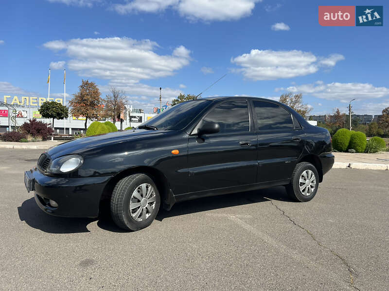 Седан Daewoo Lanos 2009 в Кривом Роге