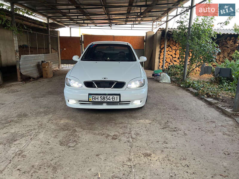 Седан Daewoo Lanos 1998 в Одессе