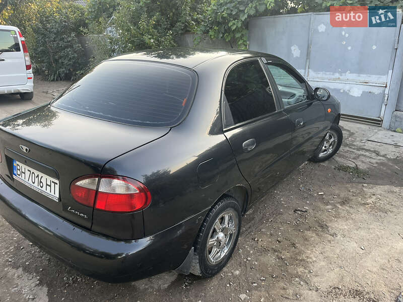 Седан Daewoo Lanos 2006 в Измаиле