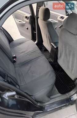 Седан Daewoo Lanos 2010 в 
