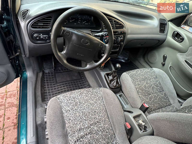Седан Daewoo Lanos 2006 в Львове