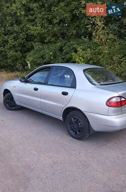 Седан Daewoo Lanos 2003 в 