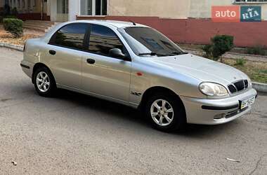 Седан Daewoo Lanos 2004 в Измаиле