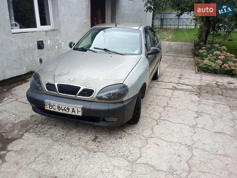 Седан Daewoo Lanos 2005 в Львові