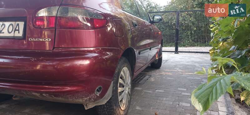Хетчбек Daewoo Lanos 1999 в Львові