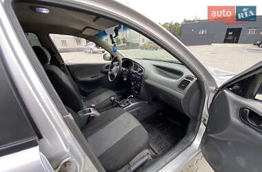 Седан Daewoo Lanos 2004 в 