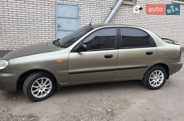 Седан Daewoo Lanos 2004 в 