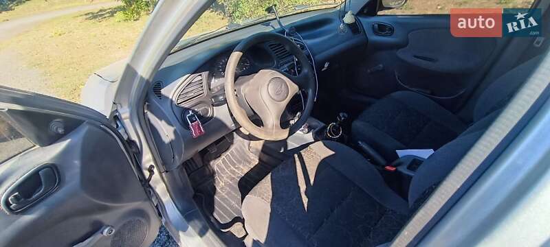 Седан Daewoo Lanos 2007 в Чугуеве