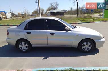 Седан Daewoo Lanos 1999 в 