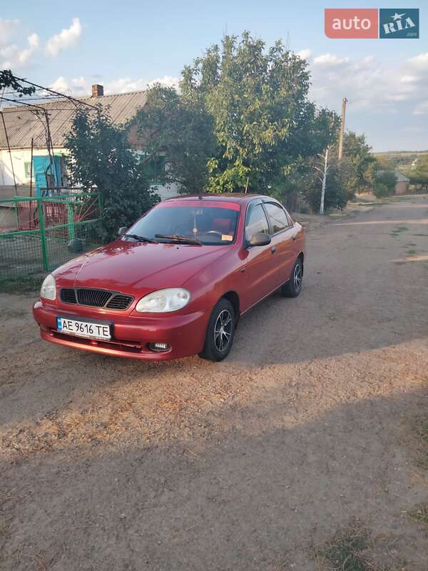 Седан Daewoo Lanos 2008 в Долинской
