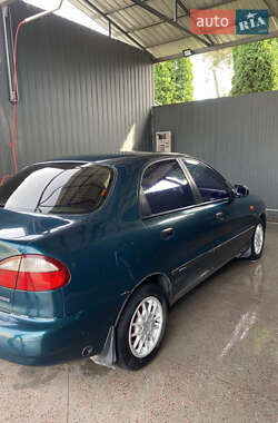 Седан Daewoo Lanos 2004 в 