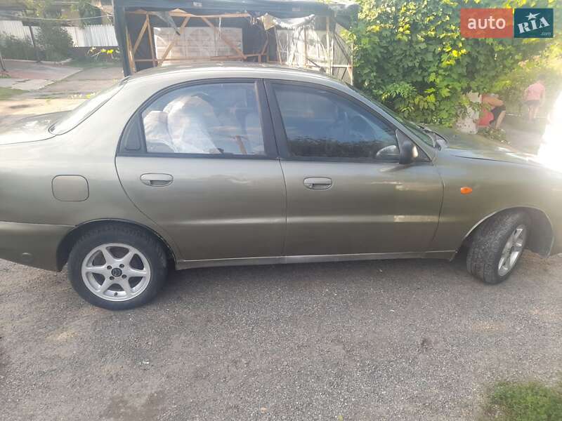 Седан Daewoo Lanos 2006 в Смеле