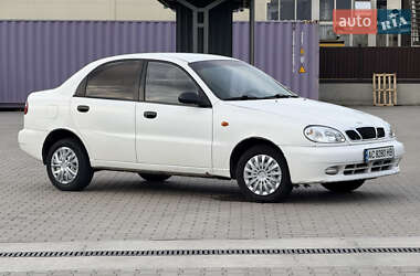 Седан Daewoo Lanos 2002 в 