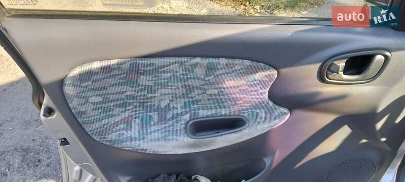 Седан Daewoo Lanos 1998 в Запорожье