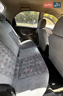 Седан Daewoo Lanos 2002 в 