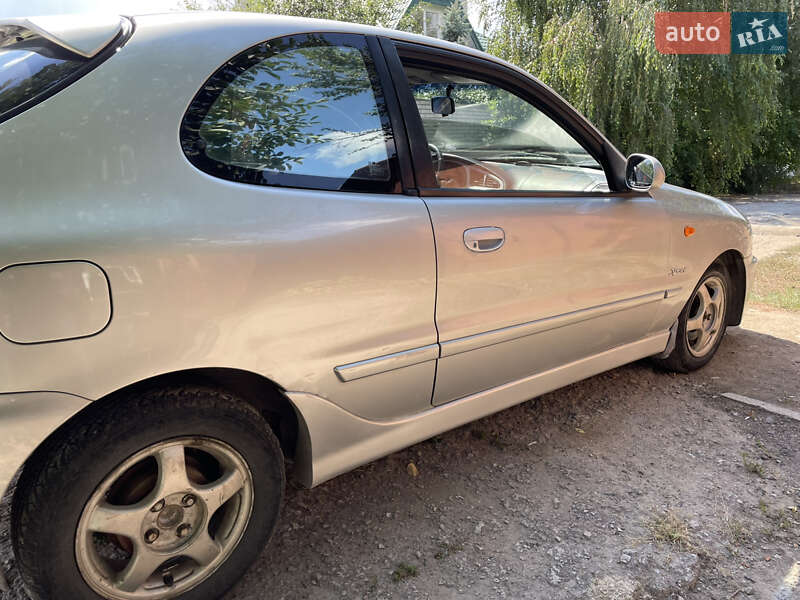 Хетчбек Daewoo Lanos 2003 в Запоріжжі