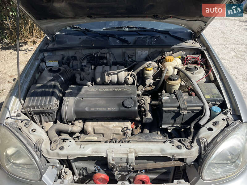 Хетчбек Daewoo Lanos 2003 в Запоріжжі