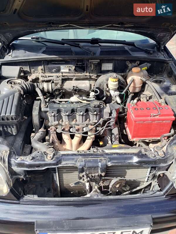 Седан Daewoo Lanos 2006 в Кременце