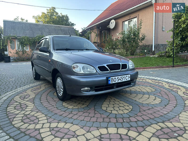 Седан Daewoo Lanos 2008 в Чернівцях