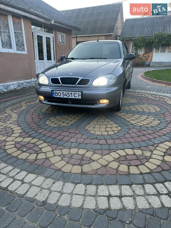 Седан Daewoo Lanos 2008 в Чернівцях