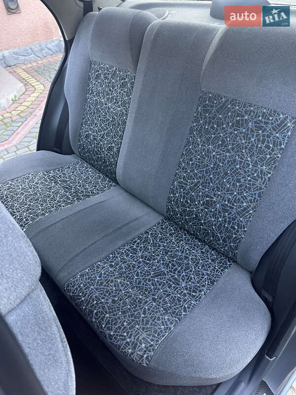Седан Daewoo Lanos 2008 в Чернівцях