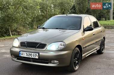 Седан Daewoo Lanos 2004 в Ровно