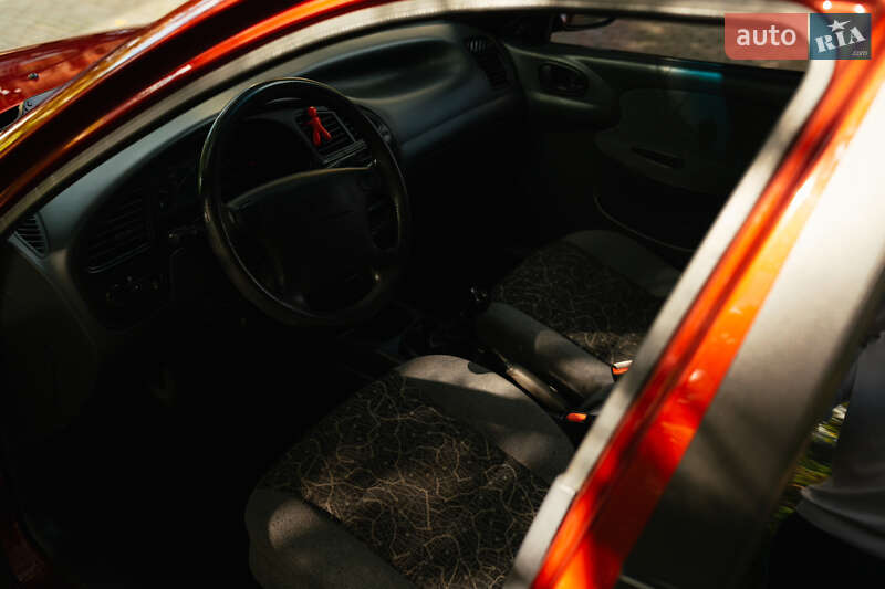 Седан Daewoo Lanos 2004 в Хмельницком